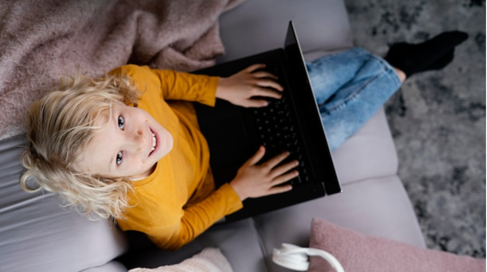 Безопасность детей в интернете: правила поведения и рекомендации